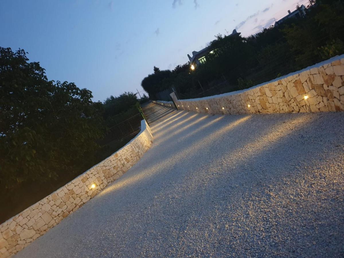 Trulli Dal Sole Alla Luna Villa Martina Franca Bagian luar foto