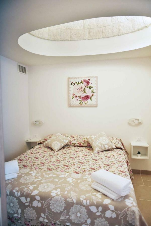 Trulli Dal Sole Alla Luna Villa Martina Franca Bagian luar foto